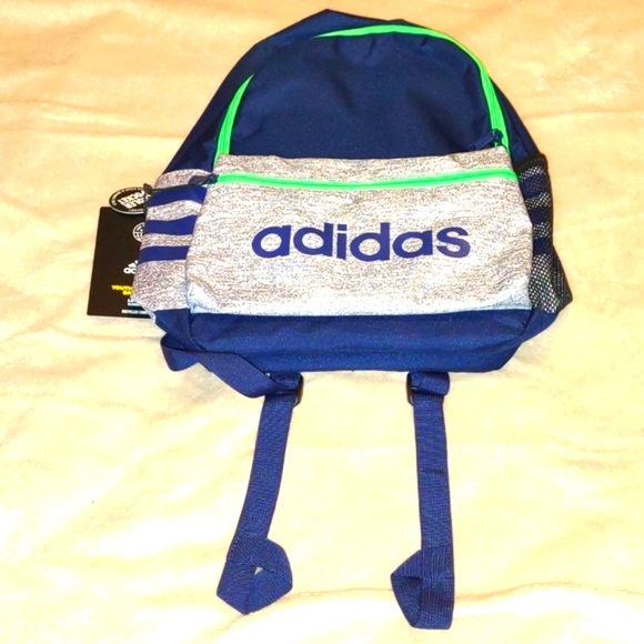 🙀❣️ADIDAS❣️ Youth Classic 3S Backpack "keep food cold!" Pocket - Picture 3 of 6